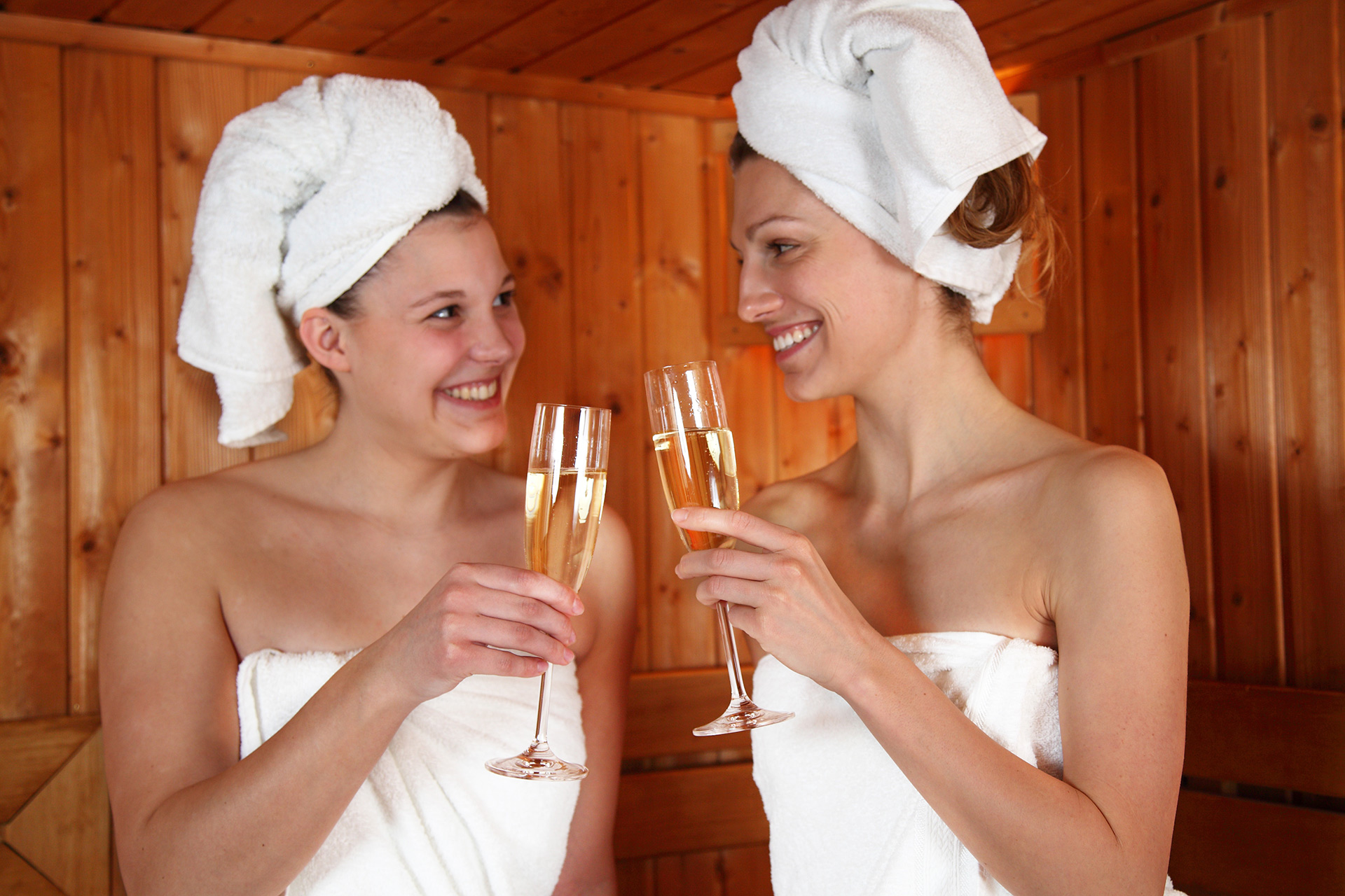 Massages, treatments & beauty 11 13234201719080929