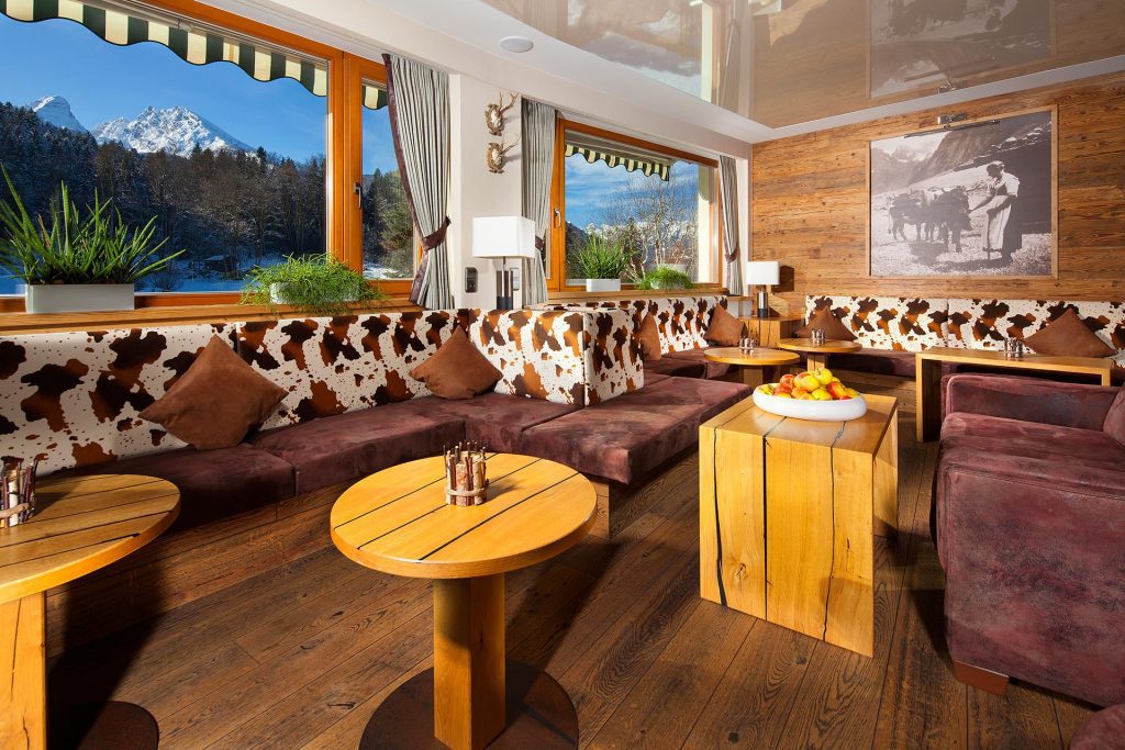 Hotel Alpenhof Almlounge