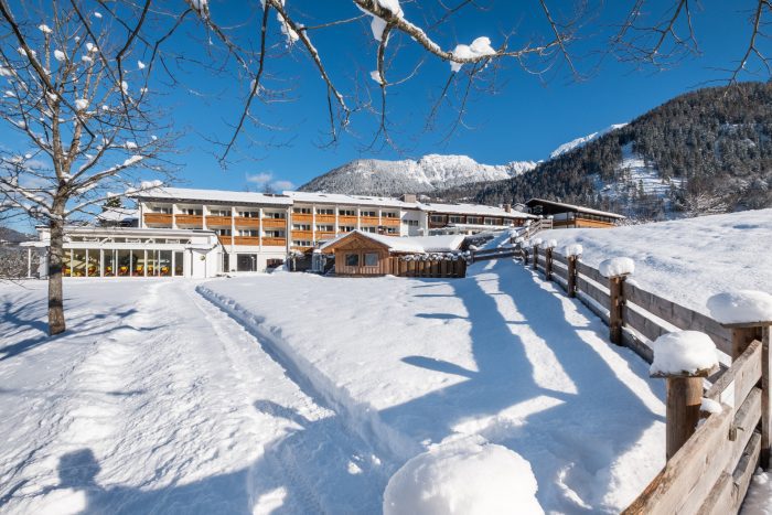 Hotel Alpenhof Berchtesgaden im Winter, außen