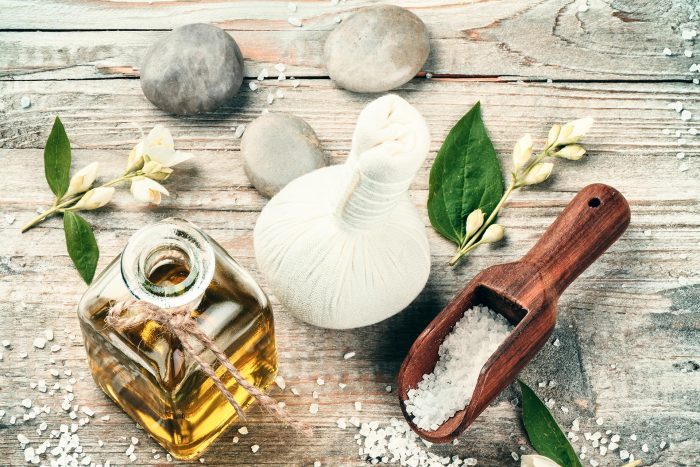 Partial massage with Swiss stone pine oil II