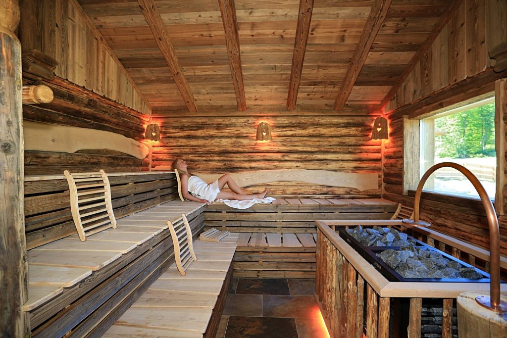 Virtueller Rundgang Wellnessbereich 11 Sauna im Hotel Alpenhof