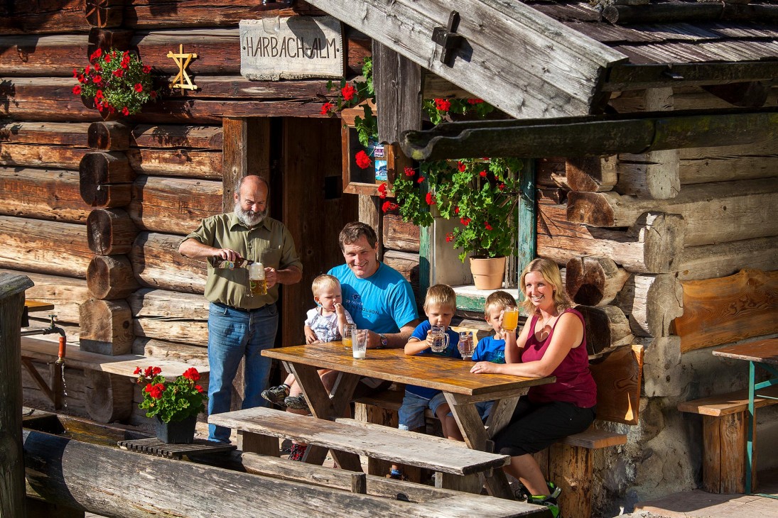 Hiking & climbing 1 hotel alpenhof berchtesgaden harbach alm