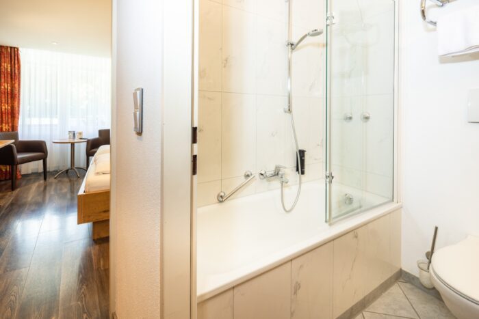 Grünstein 21 4 121 Bad