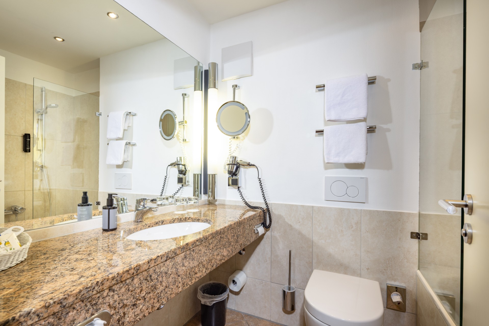 Jenner 1 4 Jenner2 Bad